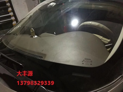 汽车玻璃修复